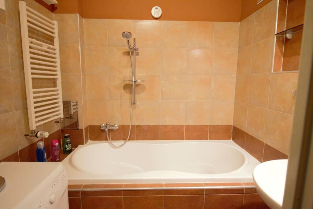 Comfort 2Bedrooms Quite Place!-Vinohrady Prague Extérieur photo